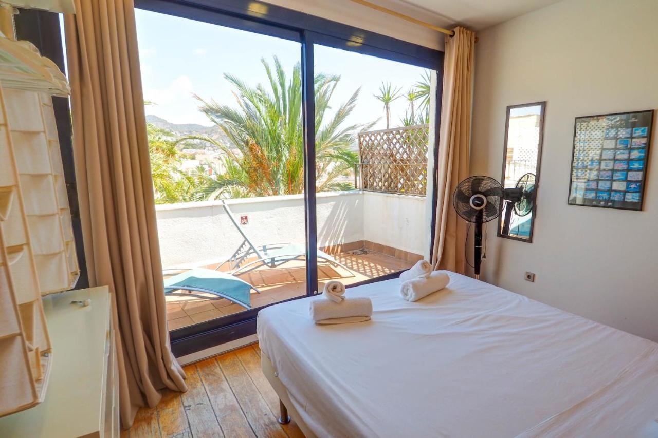 Port Alegre Attic By Hello Homes Sitges Kültér fotó