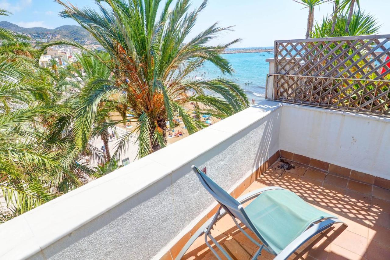 Port Alegre Attic By Hello Homes Sitges Kültér fotó